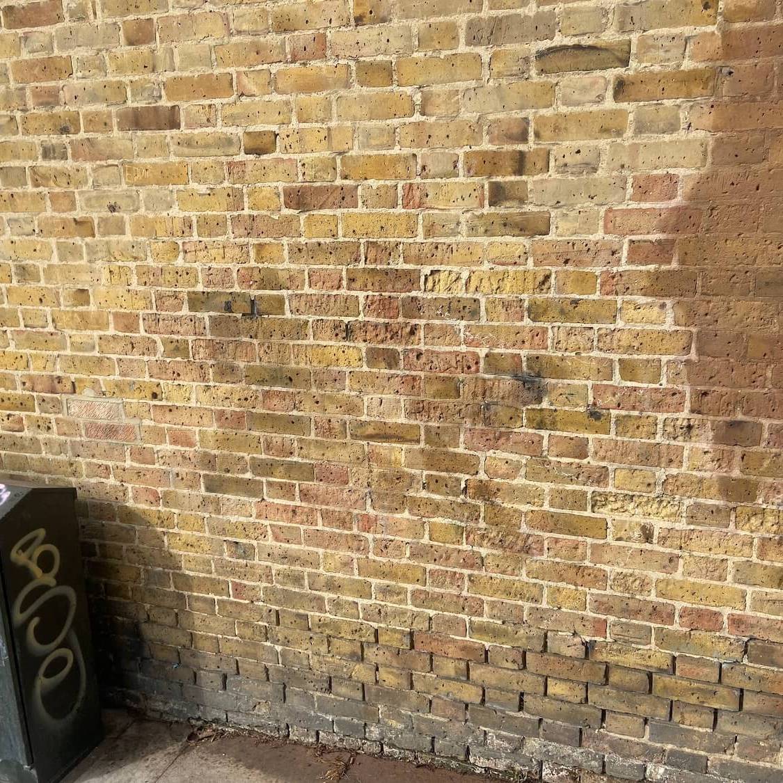 commercial graffiti removal london 17
