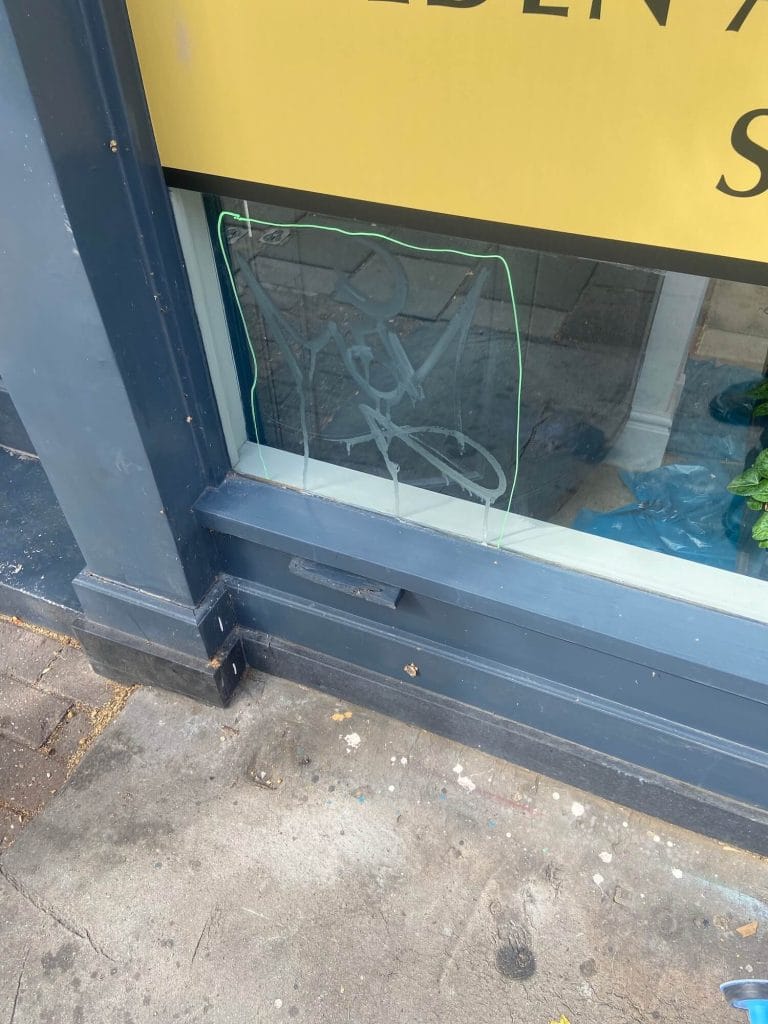 commercial graffiti removal london 18